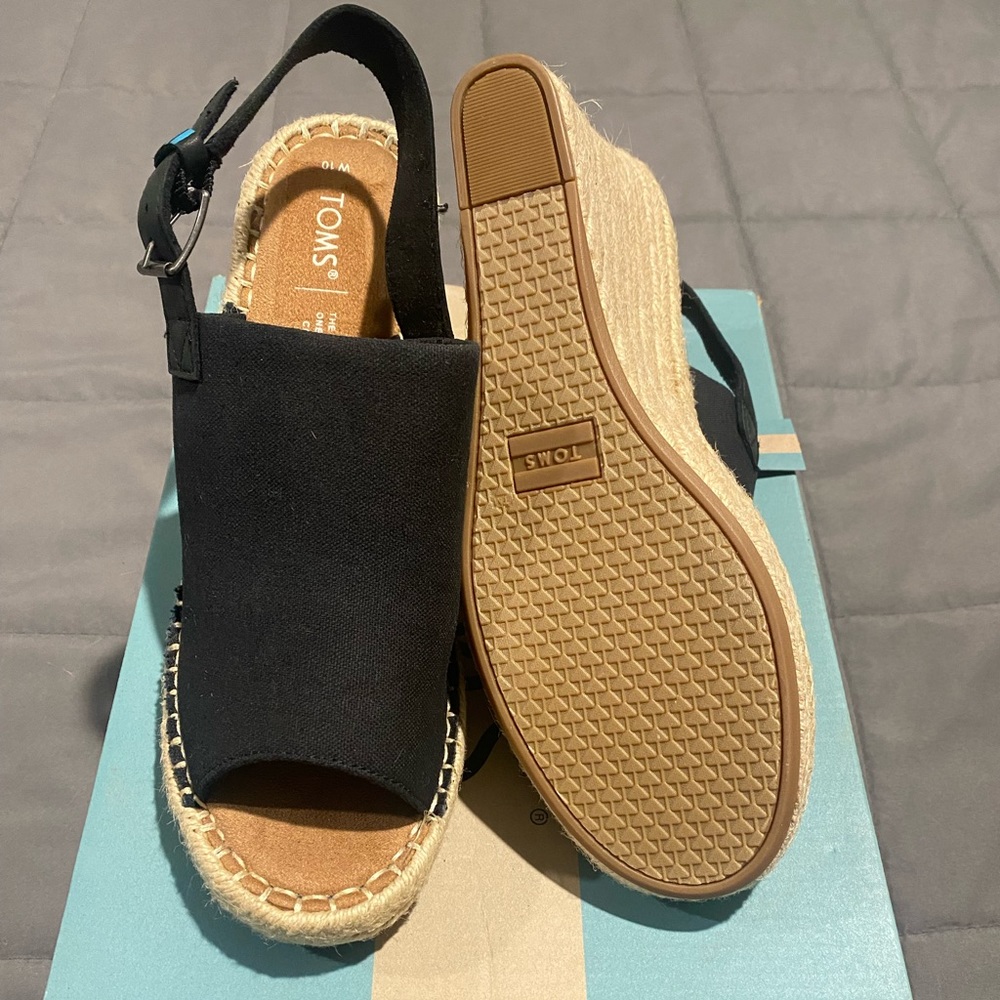 Toms sandals
